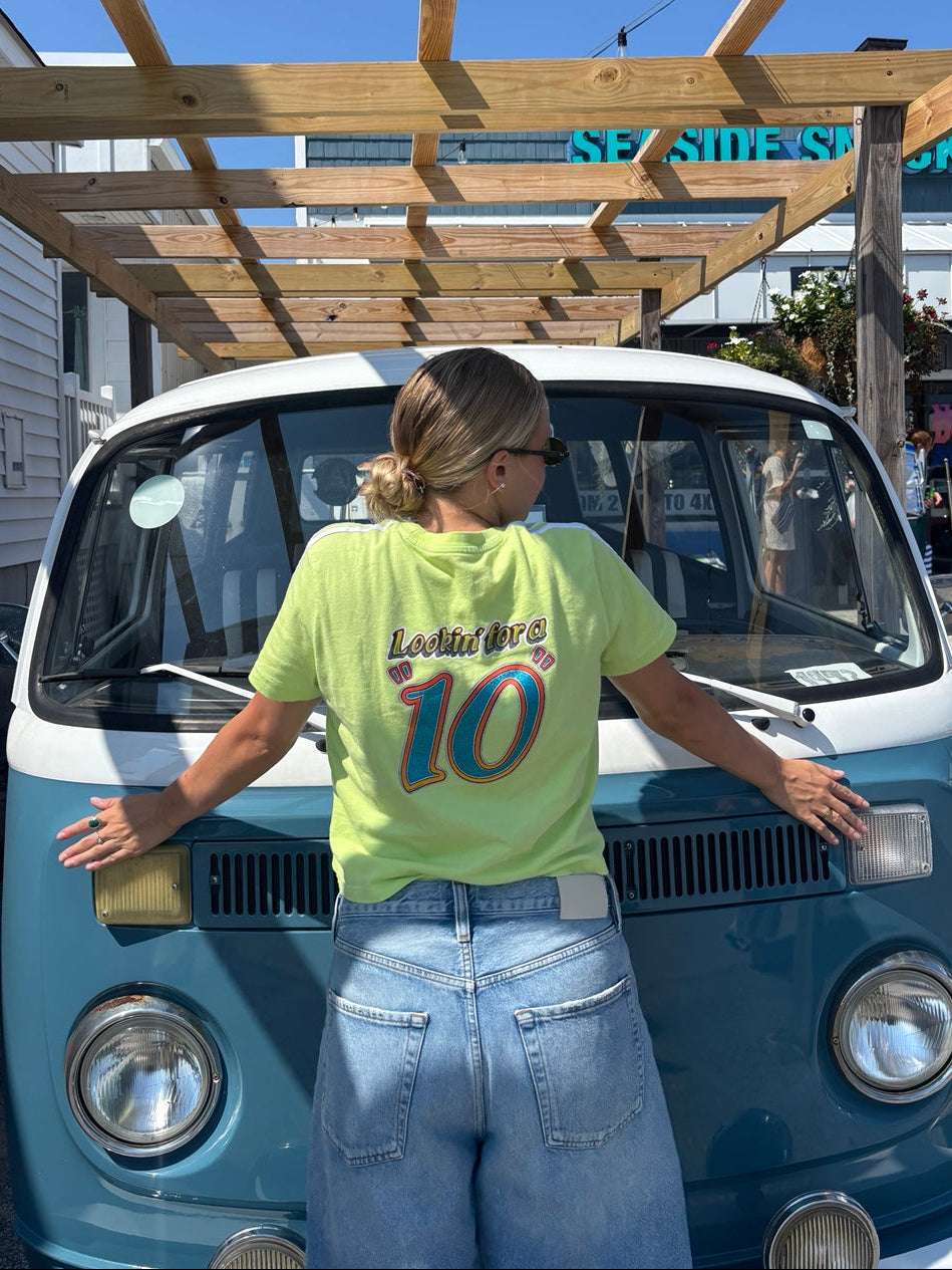 Lookin’ for a 10 Original Transfer 1970s Tee